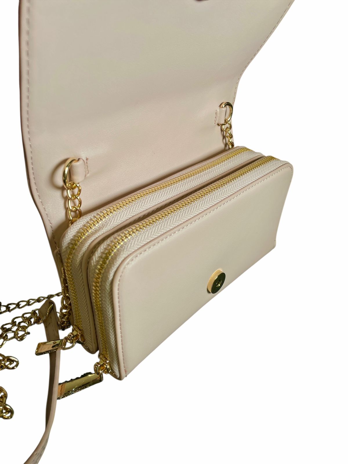 Crossbody Steve Madden Rosa con Textura en Relieve y Cadena Dorada